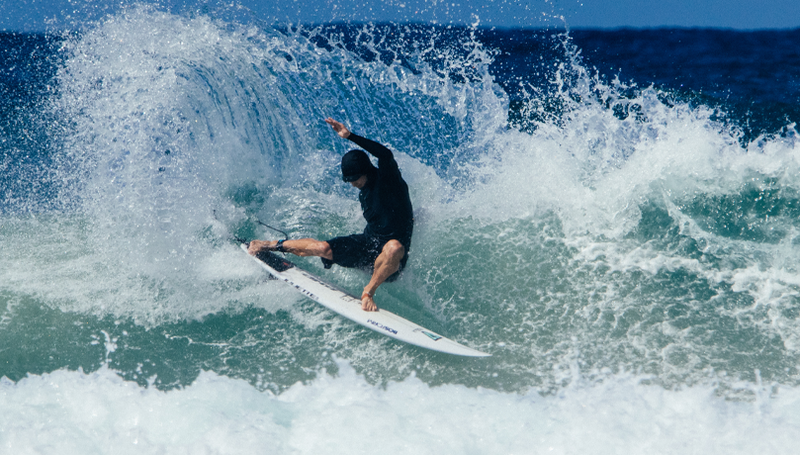 RASH GUARDS & SUN SHIRTS