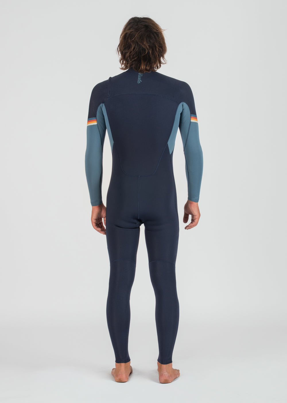Vissla 7 Seas Raditude 3-2 Full Chest Zip in Dark Navy, view 2