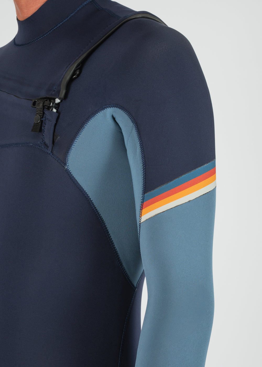 Vissla 7 Seas Raditude 3-2 Full Chest Zip in Dark Navy, view 5
