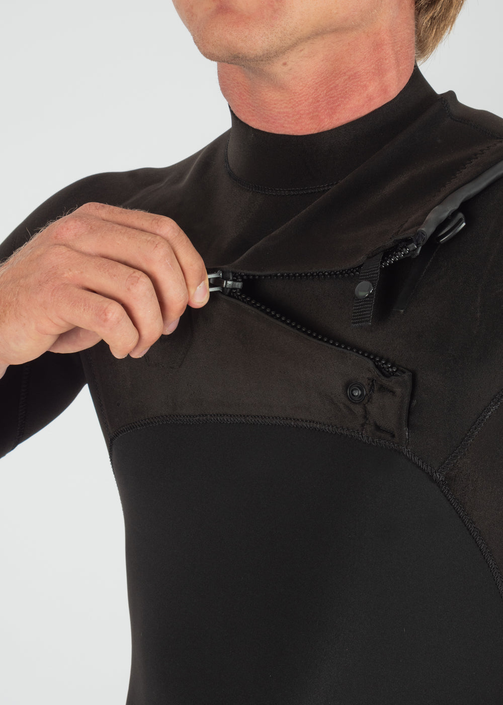 Vissla High Seas II 2-2 Short Sleeve Full Wetsuit in Stealth, view 5