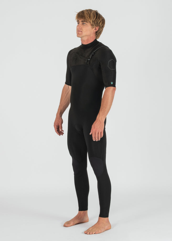 Vissla High Seas II 2-2 Short Sleeve Full Wetsuit in Stealth, view 4