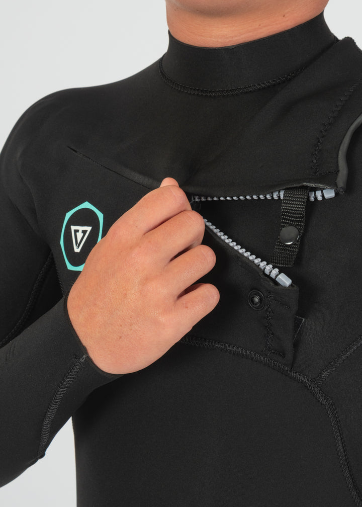 Vissla 7 Seas Boys 4-3 Full Chest Zip Wetsuit in Black, view 3