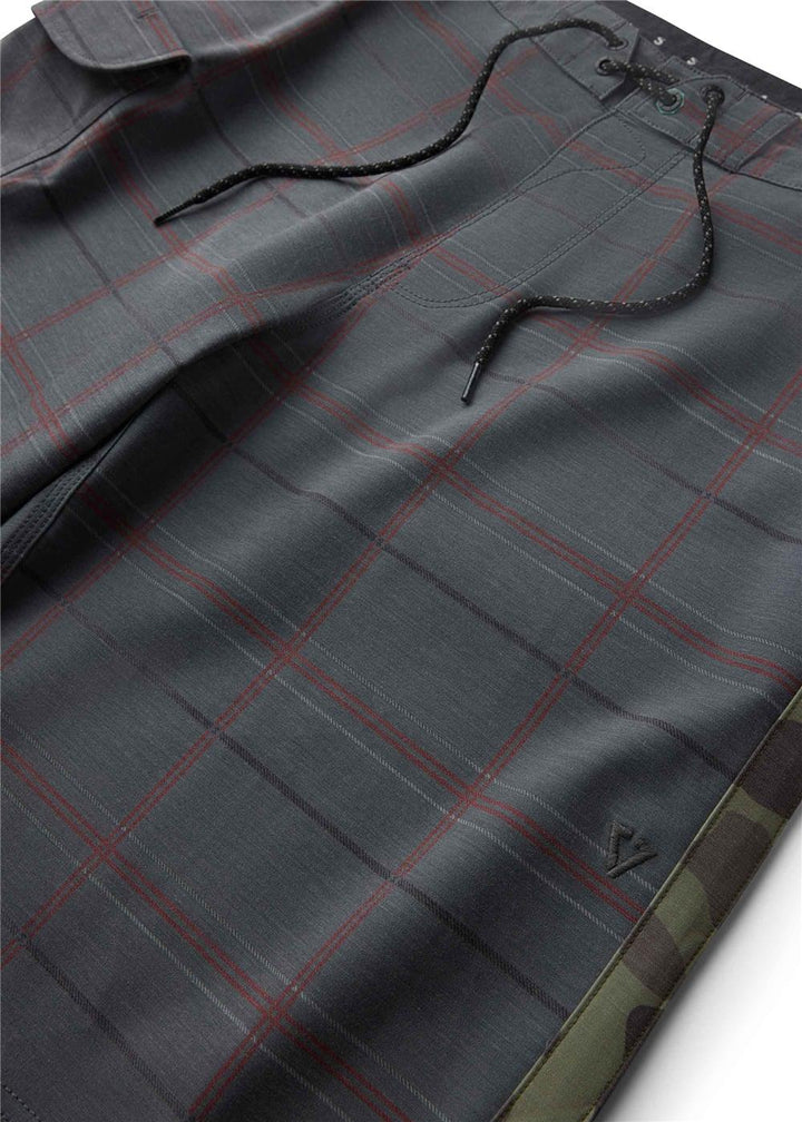 Vissla Long Sets 21" Boardshort in Dark Grey, view 4