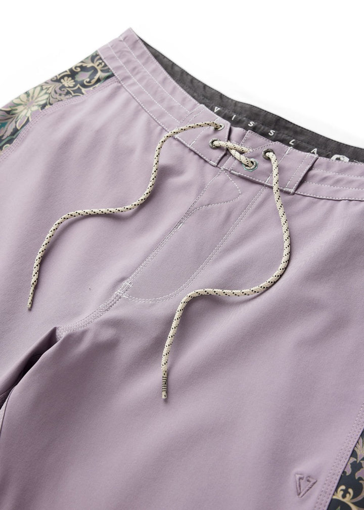 Vissla Sidewinder 17" Boys Boardshort in Dusty Lilac, view 5