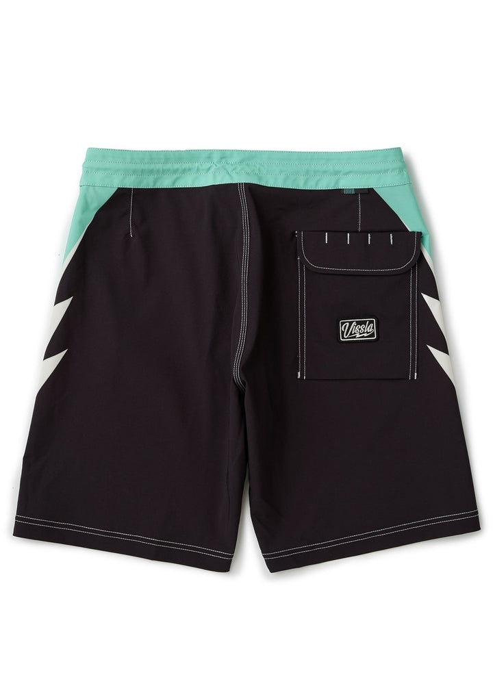 Vissla Shockwave 18" Boys Boardshort in Jade, view 2