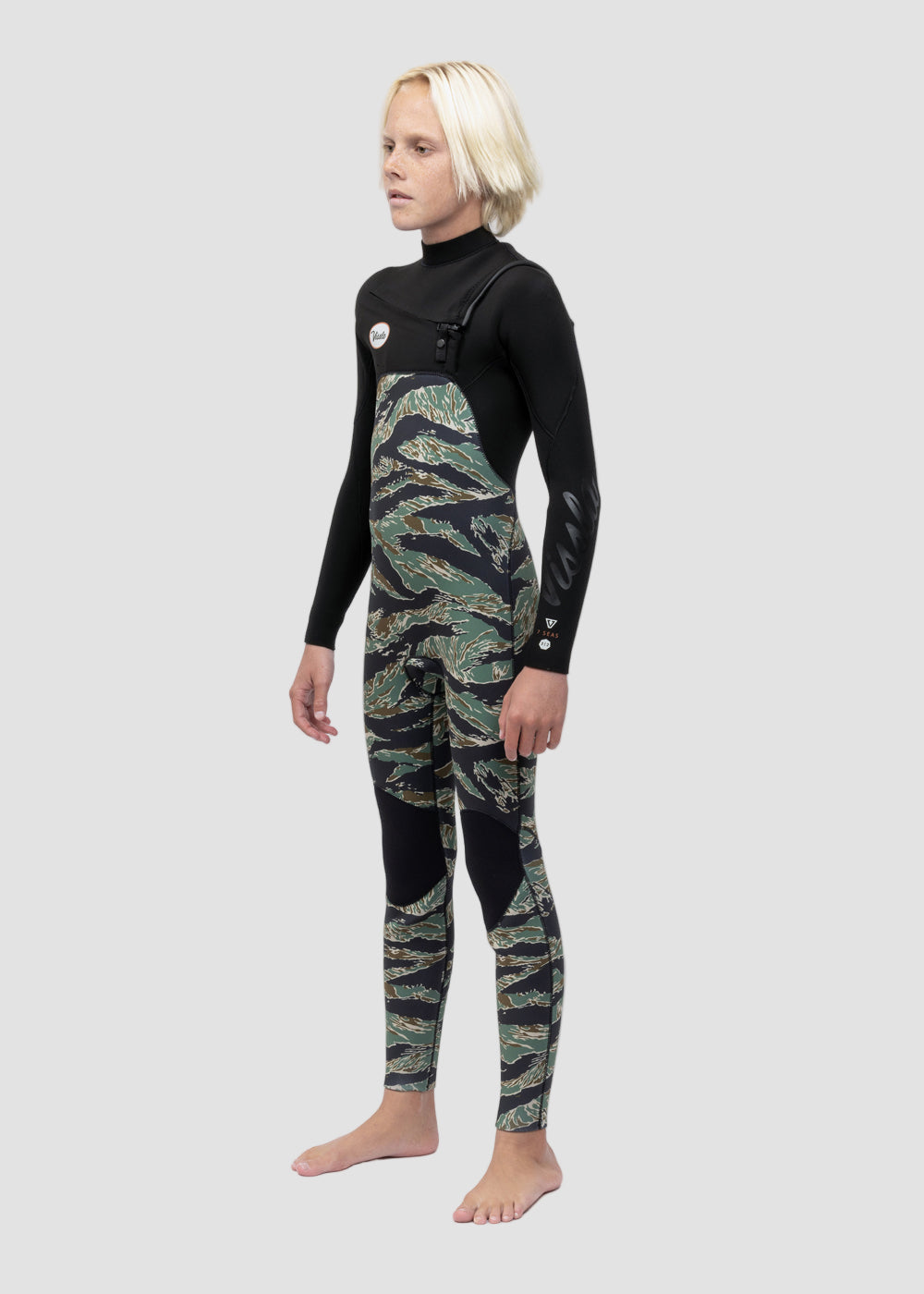 Vissla 7 Seas Boys 4-3 Full Chest Zip Wetsuit in Camo, view 2