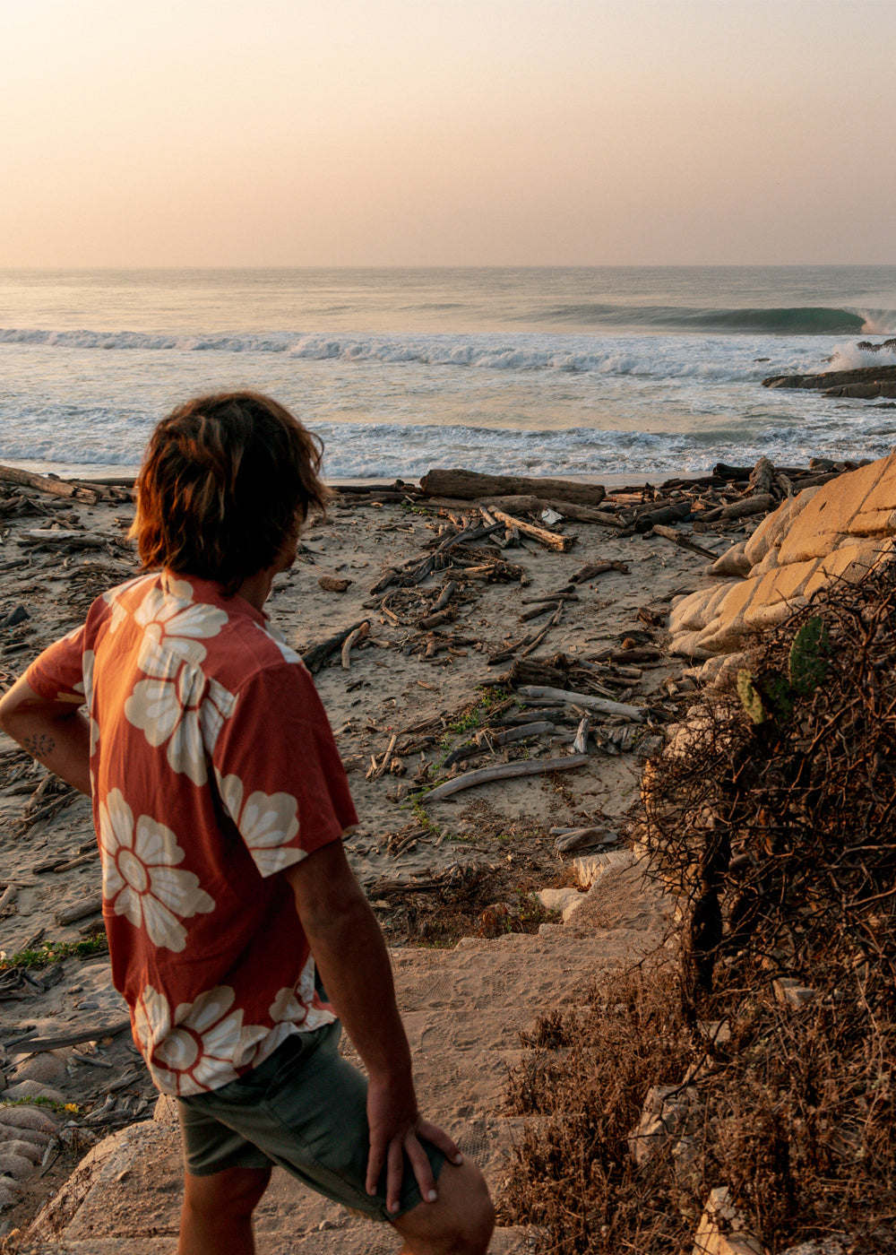 Vissla Keana Short Sleeve Shirt in Retro Red, view 2