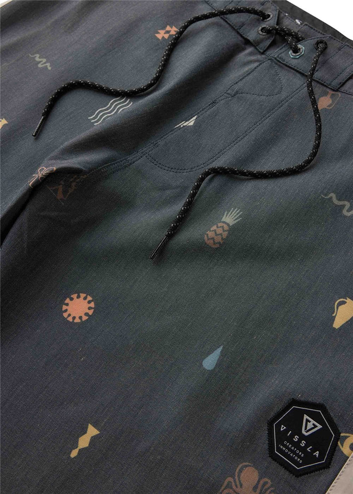 Vissla Rapa Nui 18.5" Boardshort in Phantom, view 4