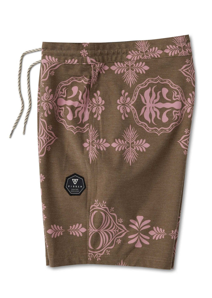 Vissla Mirage 18.5" Boardshort in Dark Earth, view 3