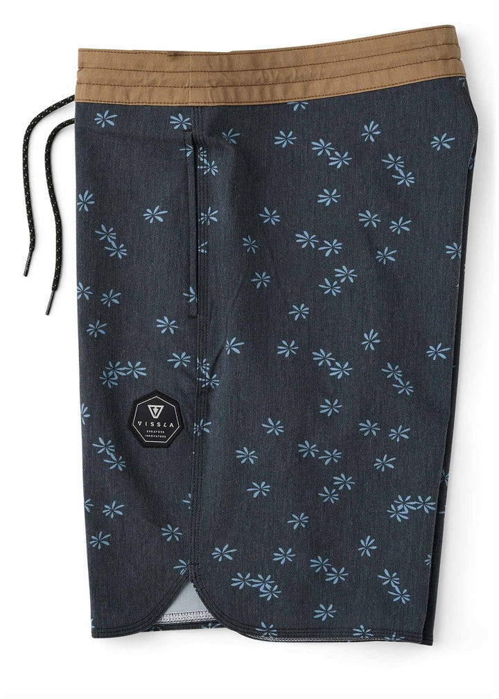 Vissla In Bloom 18.5" Boardshort in Phantom, view 3