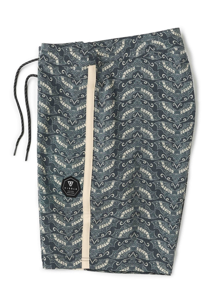 Vissla Supersonic 18.5" Boardshort in Phantom, view 3
