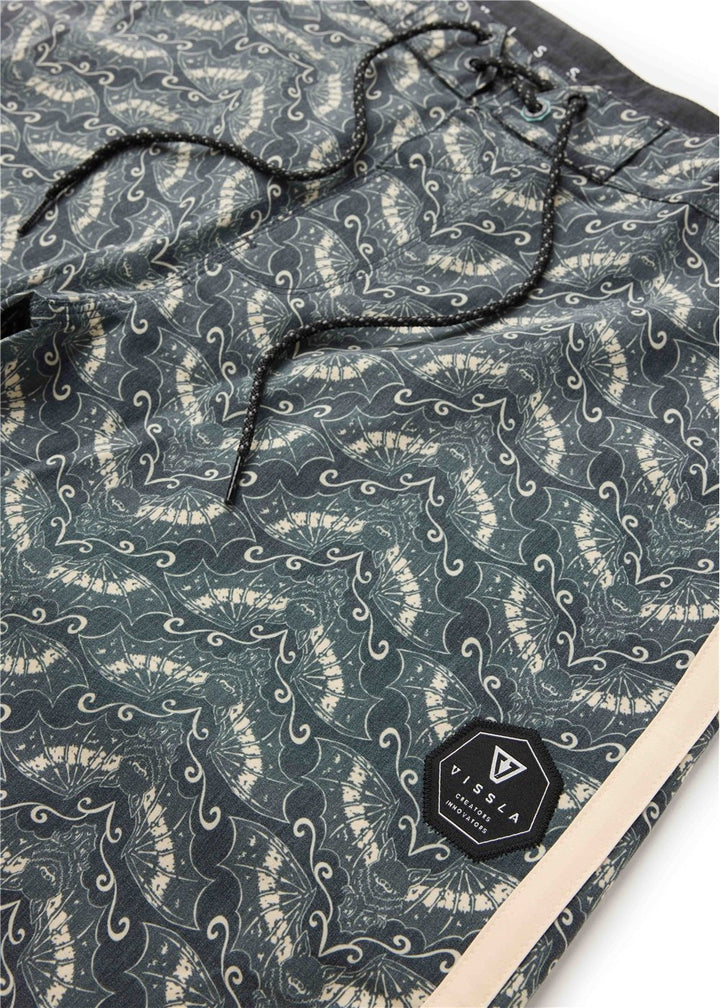 Vissla Supersonic 18.5" Boardshort in Phantom, view 4