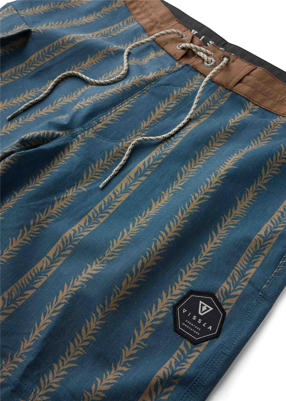 Vissla Kelpline 17.5" Boardshort in Midnight, view 4