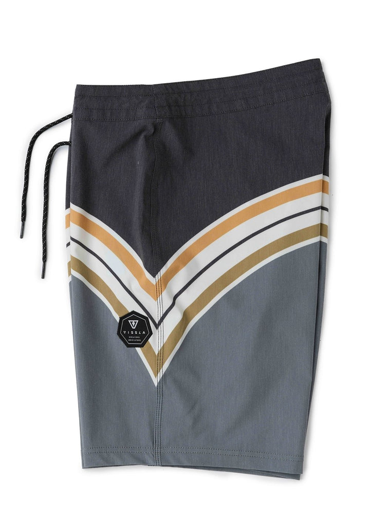 Vissla Latitude 18.5" Boardshort in Black, view 3