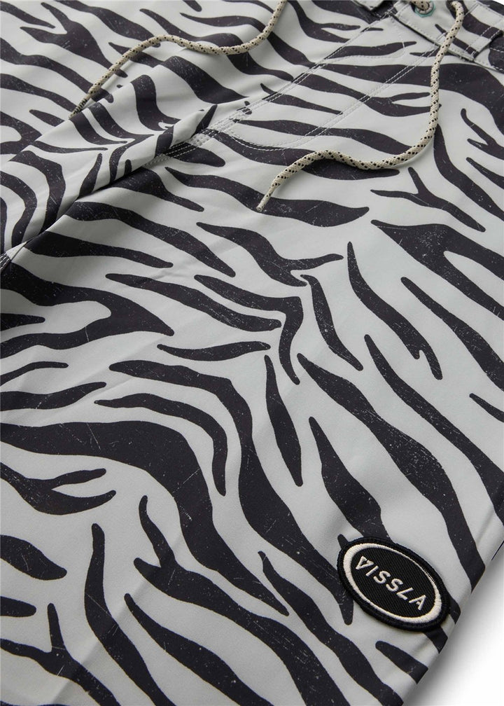 Vissla Mozambique 21" Boardshort in Bone, view 5
