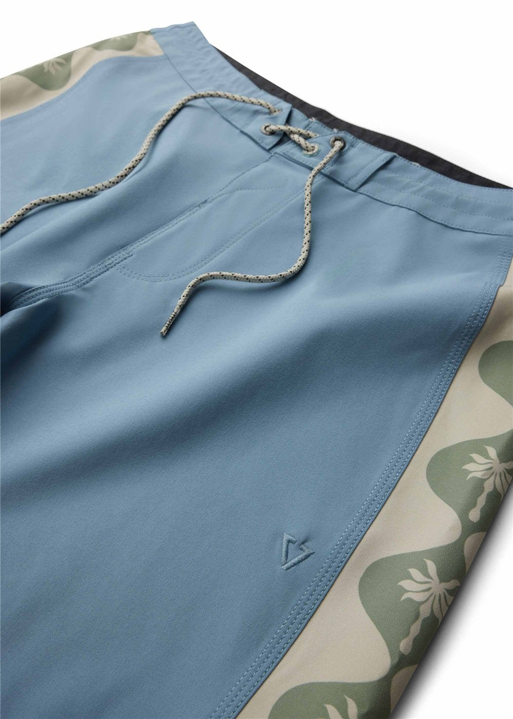 Vissla Sidewinder 17.5" Boardshort in Faded Denim, view 4