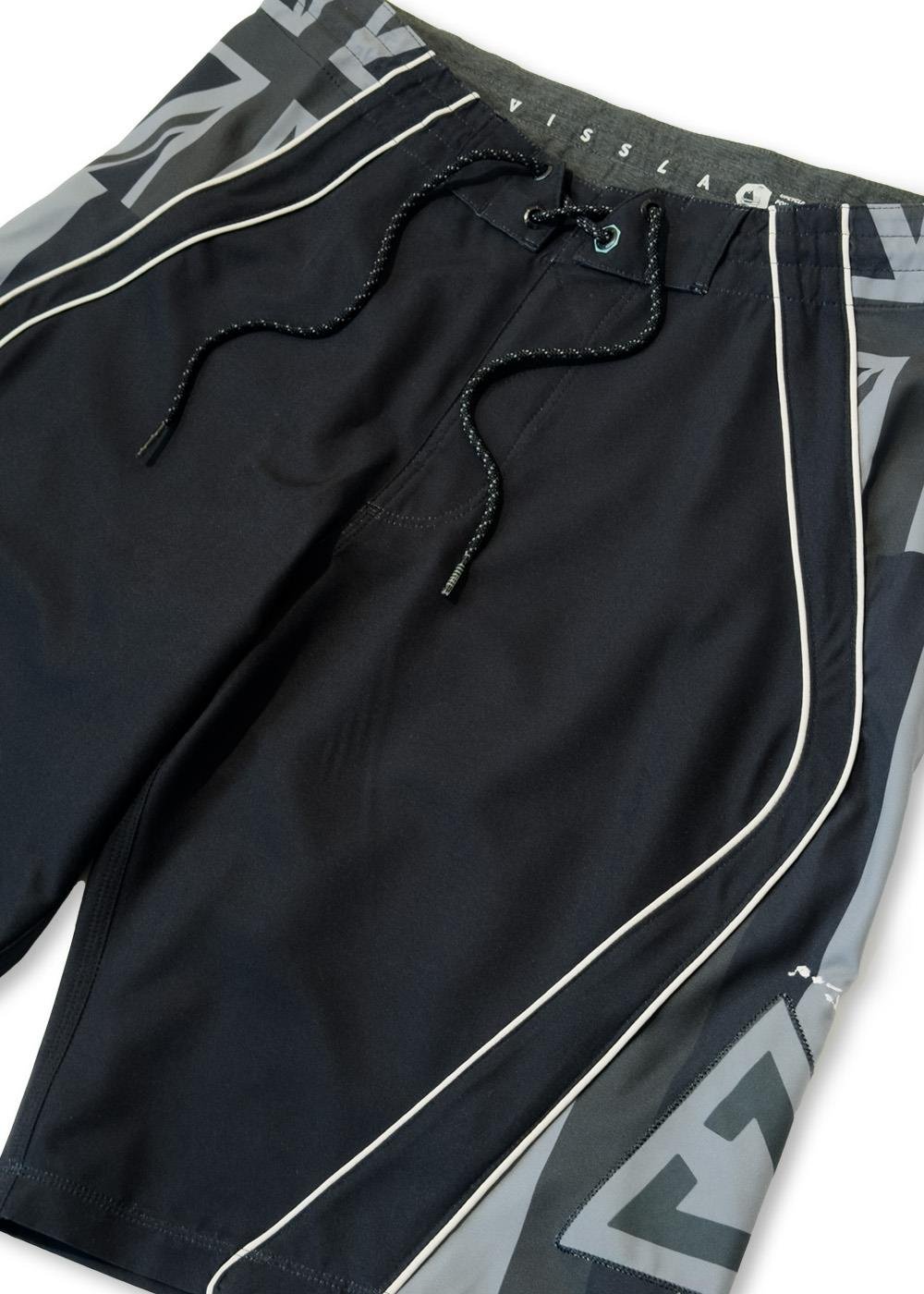Black Widow Hawaii 21" Boardshort
