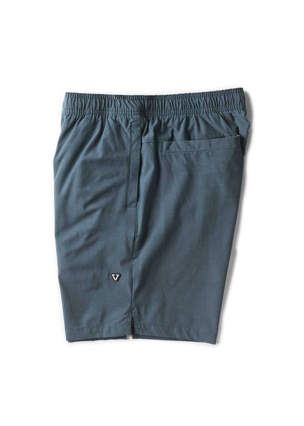 Vissla Alto 18" Performance Elastic Walkshort in Midnight, view 3