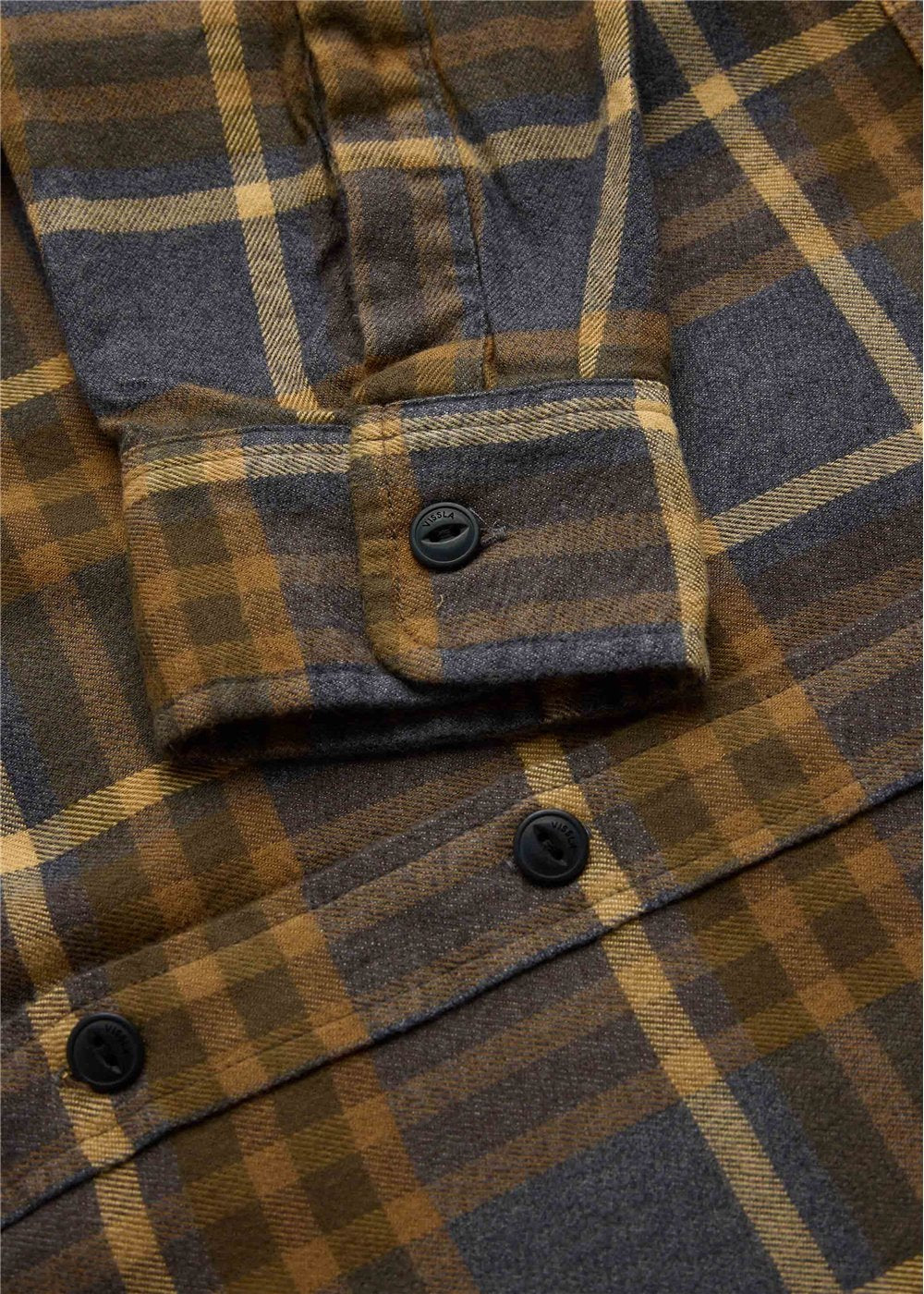 Vissla Coast Lightweight Eco Flannel in Phantom, view 2
