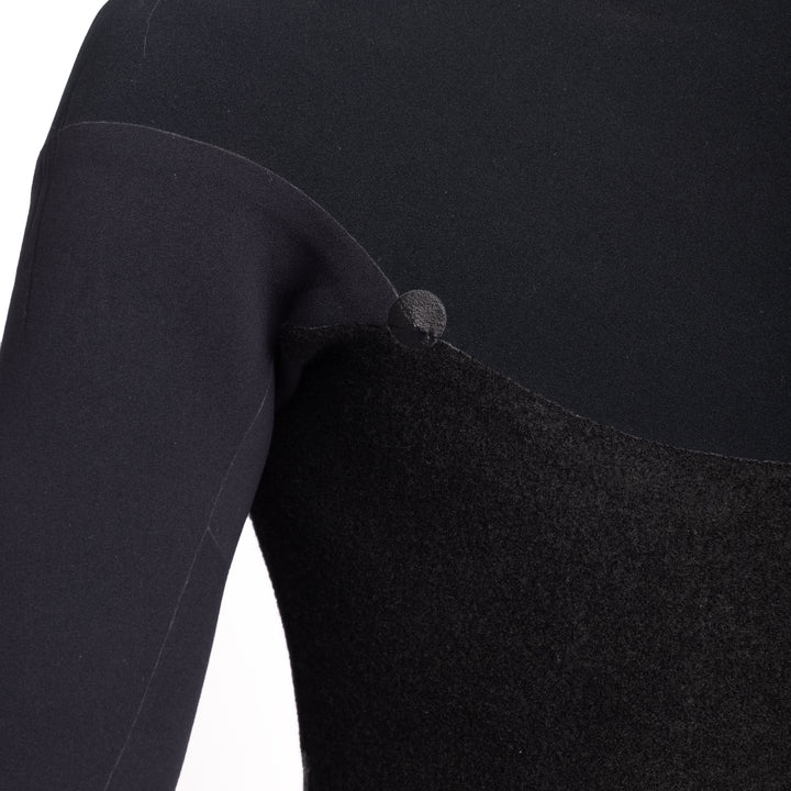 Vissla X Axxe 3-3 U Zip Full Wetsuit in Black, view 8