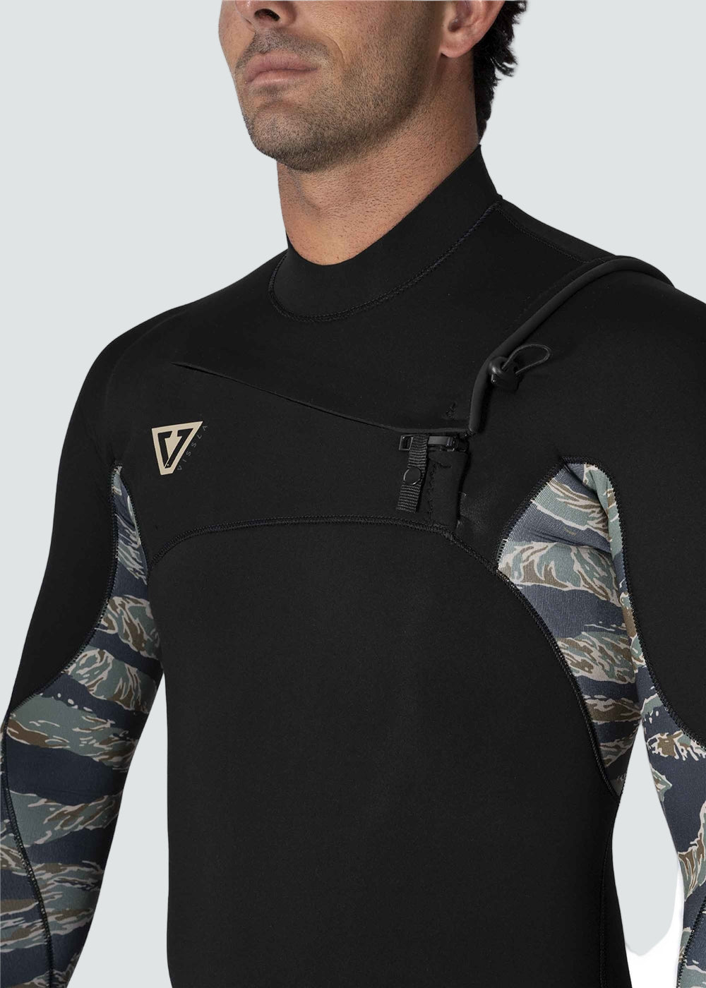 Vissla 7 Seas Comp 4-3 Full Chest Zip Wetsuit in Camo, view 3