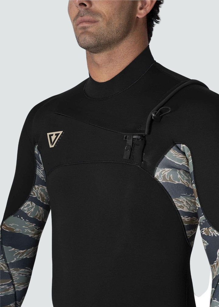 Vissla 7 Seas Comp 4-3 Full Chest Zip Wetsuit in Camo, view 3