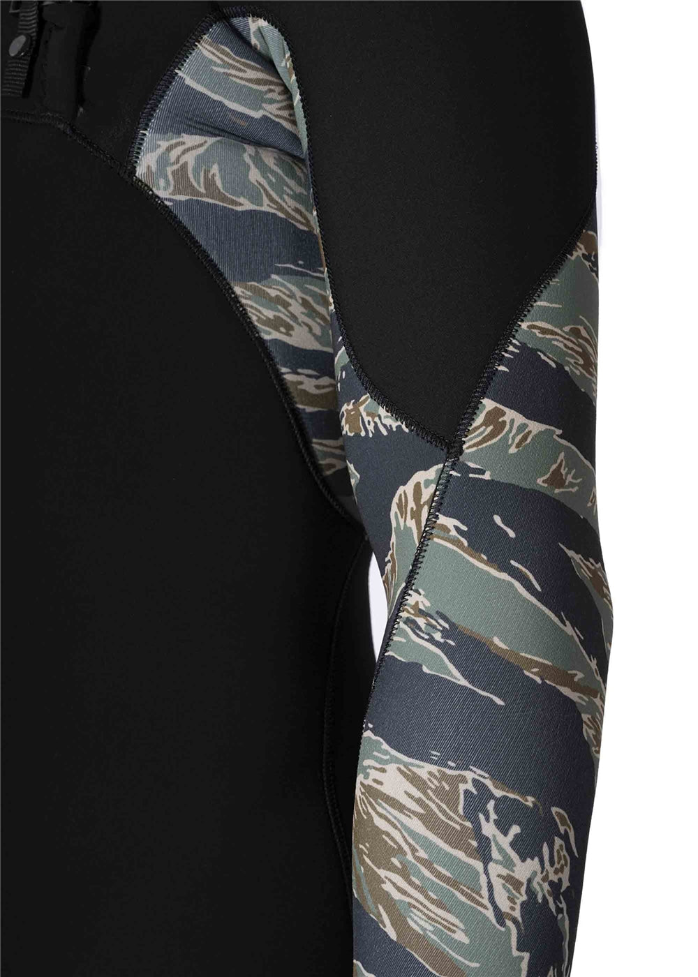 Vissla 7 Seas Comp 4-3 Full Chest Zip Wetsuit in Camo, view 4