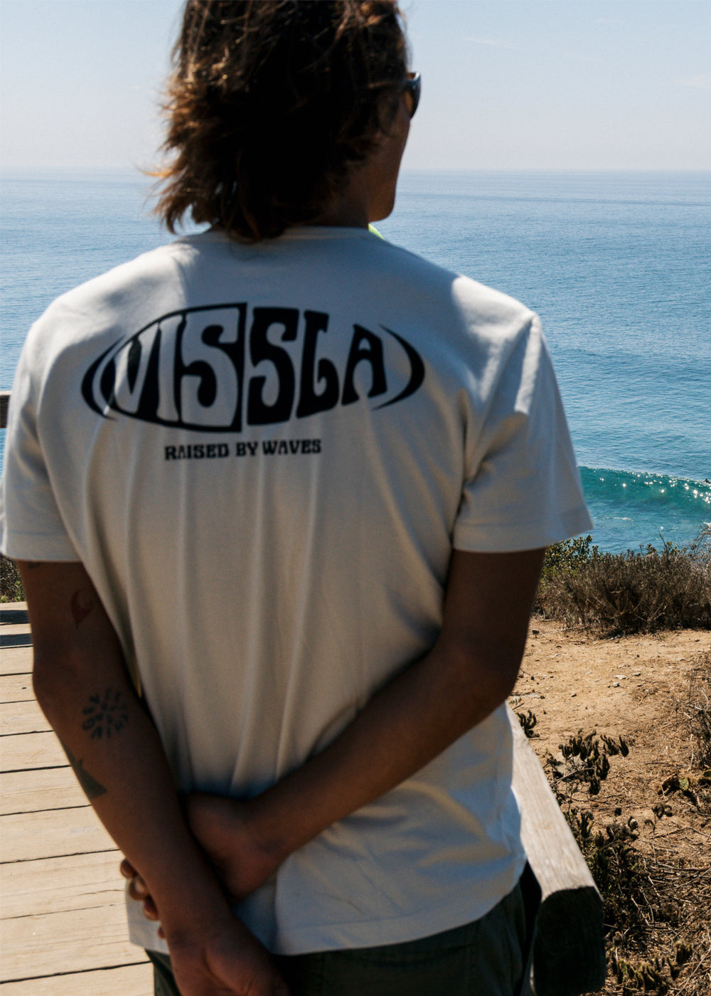 Vissla Split Organic Tee in Bone, view 2