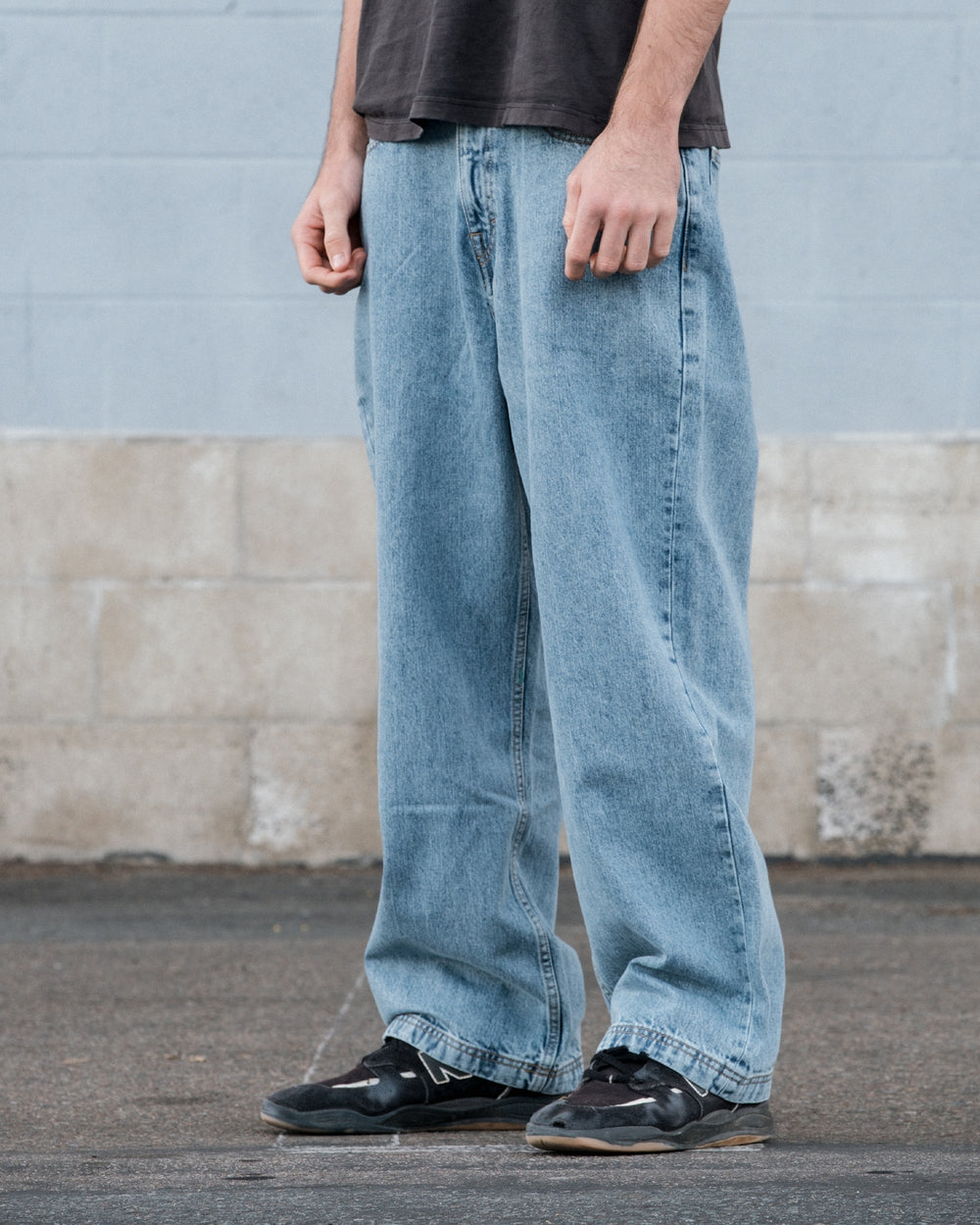 Vissla Big Timer Baggy 5 Pocket Jean in 7 Year Wash, view 2