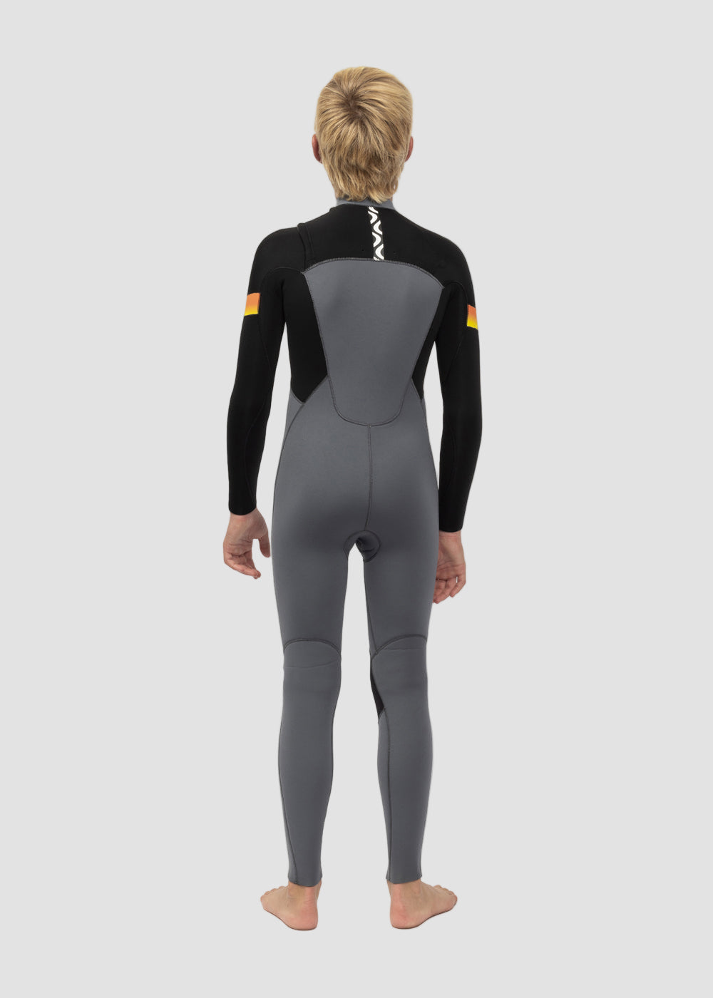 Vissla 7 Seas Boys Raditude 3-2 Full Chest Zip Wetsuit in Gunmetal, view 3